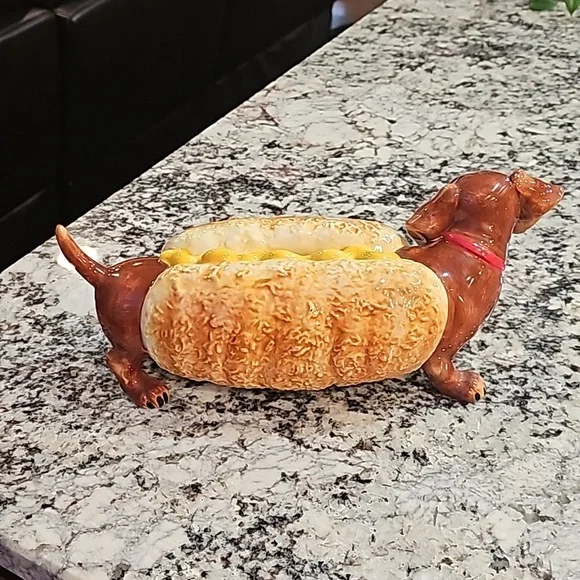 Cute Hot Doggie Dachshund Ceramic Bank - Picture 2 of 7